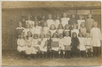 Capel schoolgirls - 1918